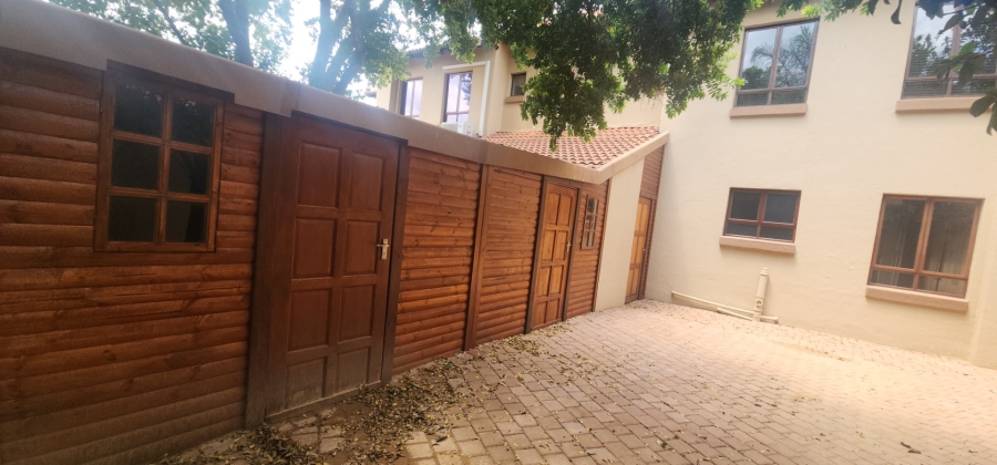 4 Bedroom Property for Sale in Birdwood Estate North West